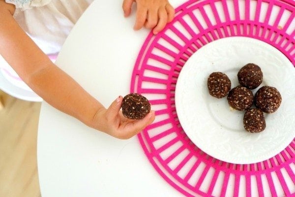 nut free bliss ball recipe 2